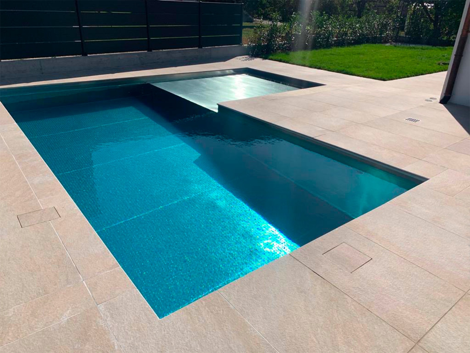 conception piscines saint tropez